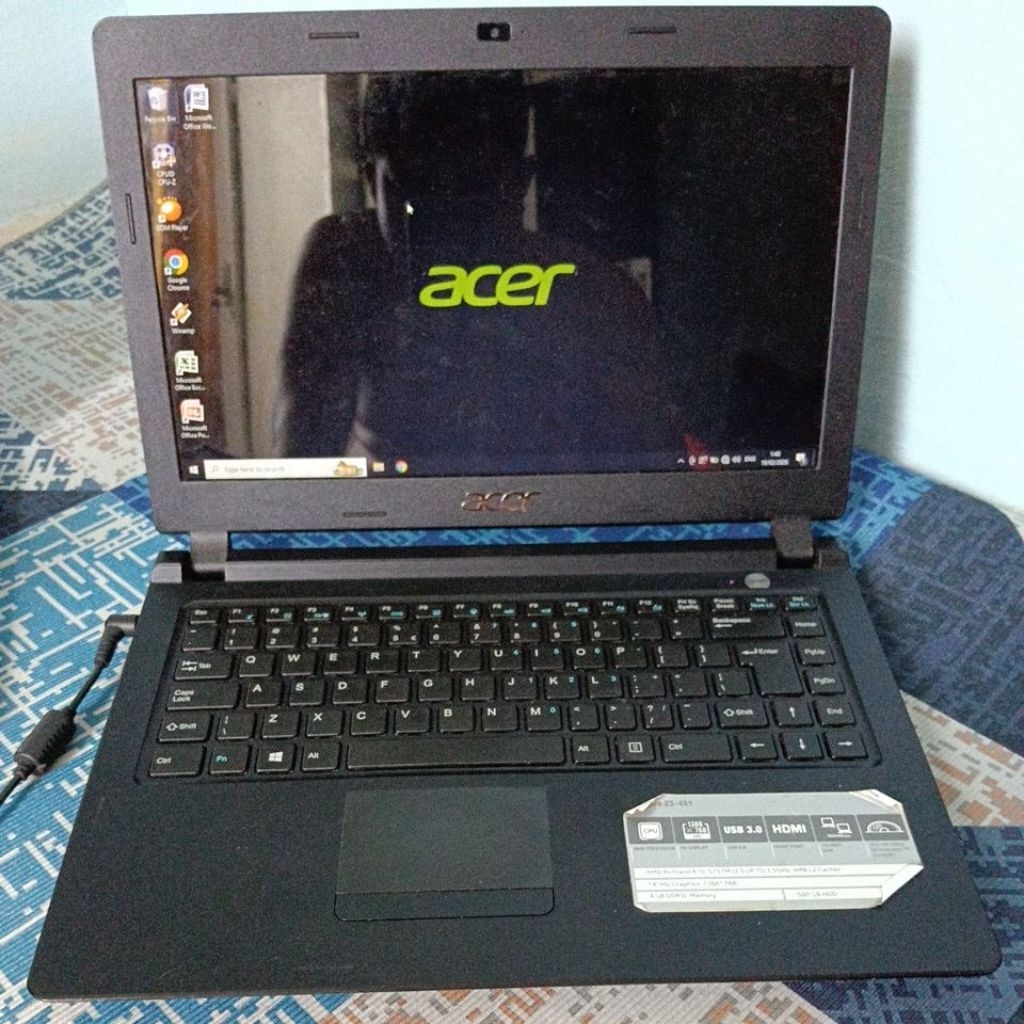 Laptop Gaming Harga Pelajar Acer Z3 451 AMD A10