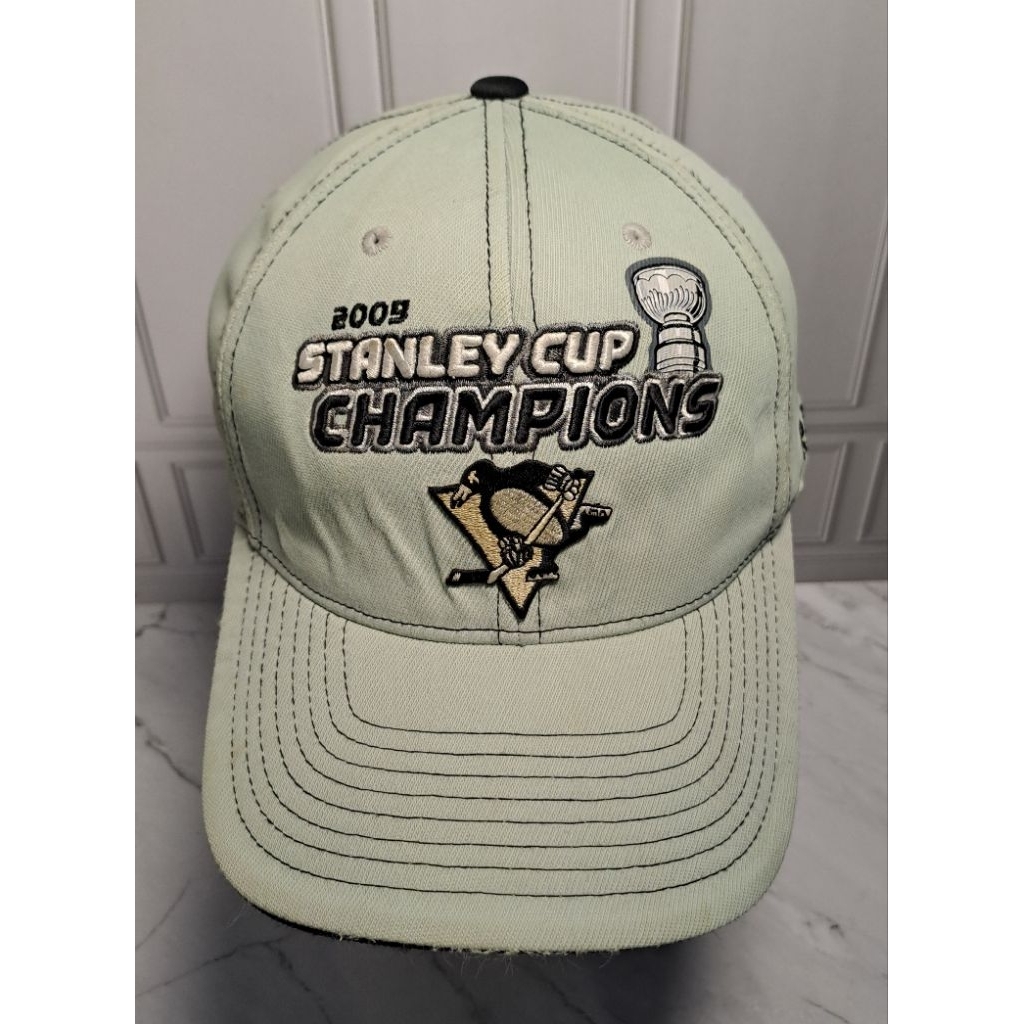 Topi Vintage Flexfit Second Reebok Original / Preloved Reebok Ori Grey