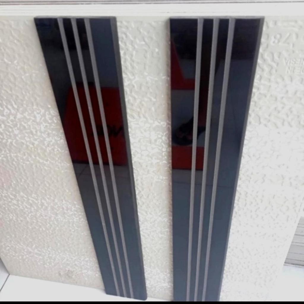 KERAMIK LIST GRANIT 10X60 HITAM PUTIH HITAM GARIS