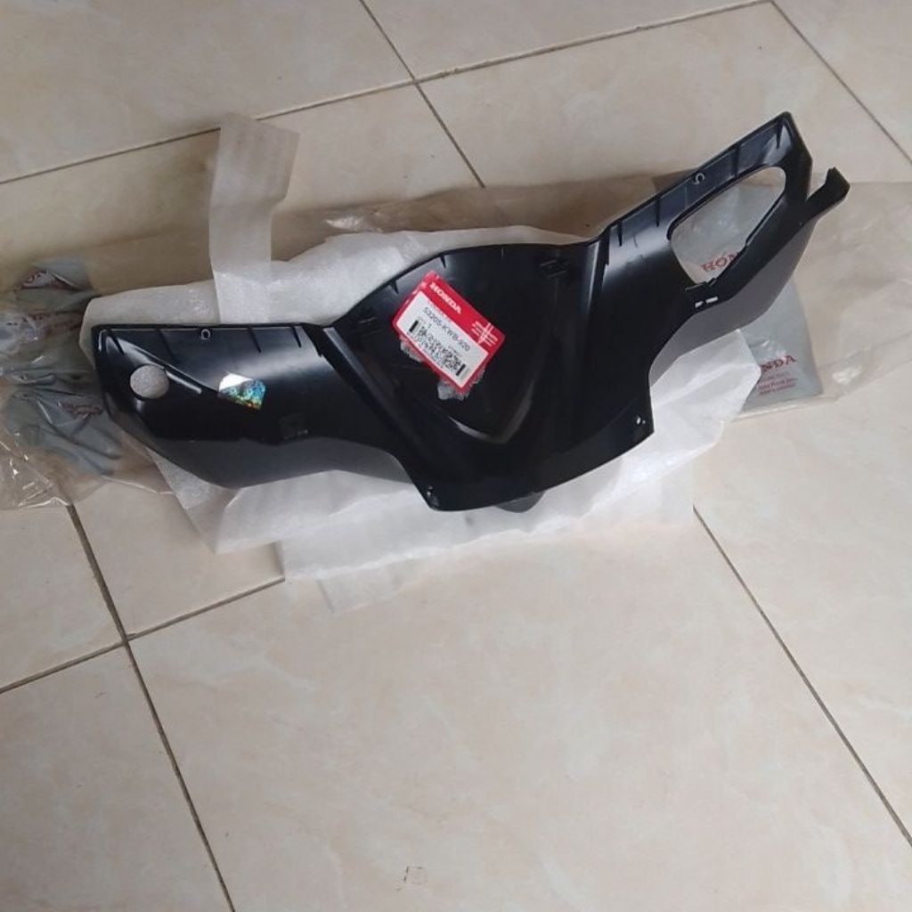 Batok depan honda blade lama 2008-2010 ori kode part 53205-kwb-920