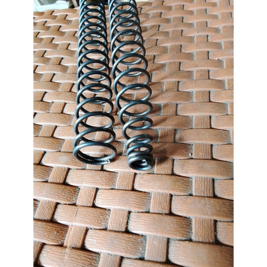 per tekan bahan baja