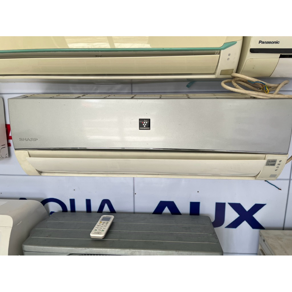 AC SHARP inverter 1pk second bergaransi