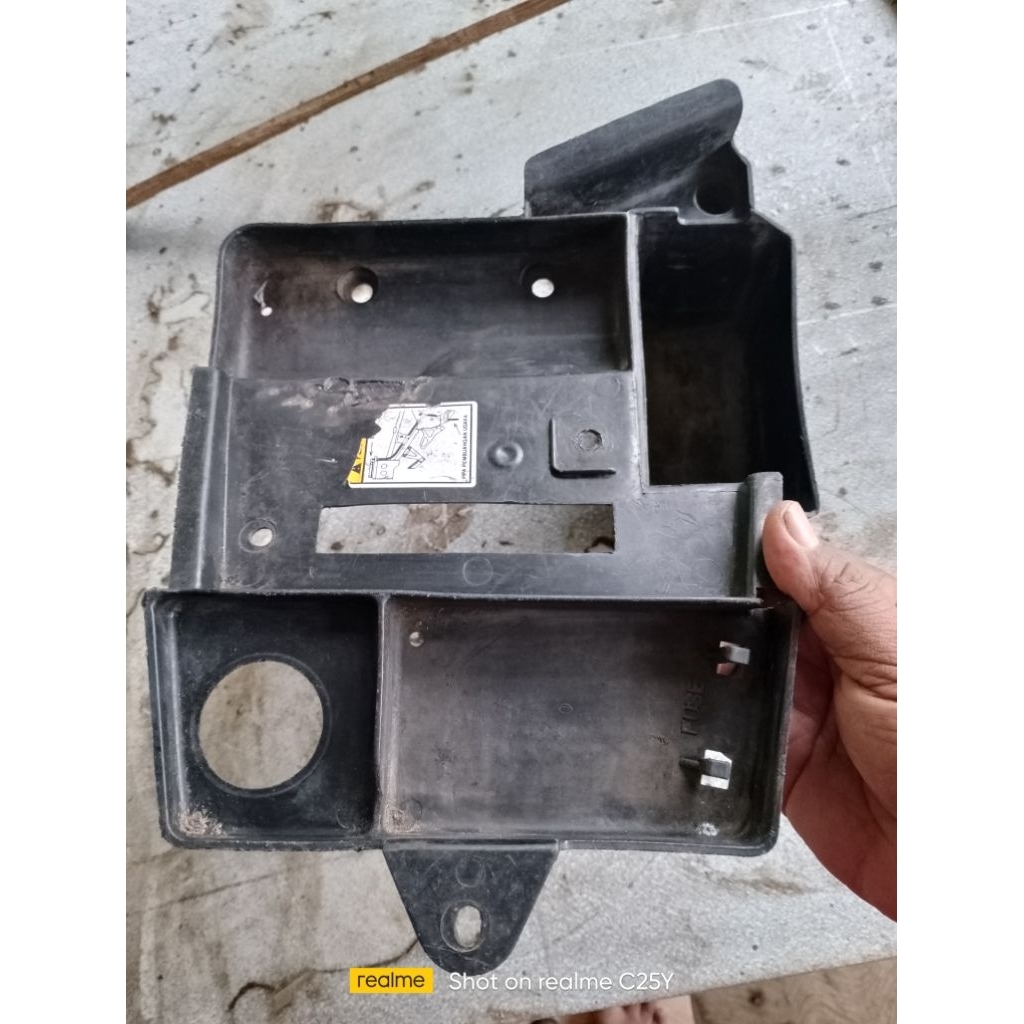 bagasi/tempat aki satria 2 tak lumba