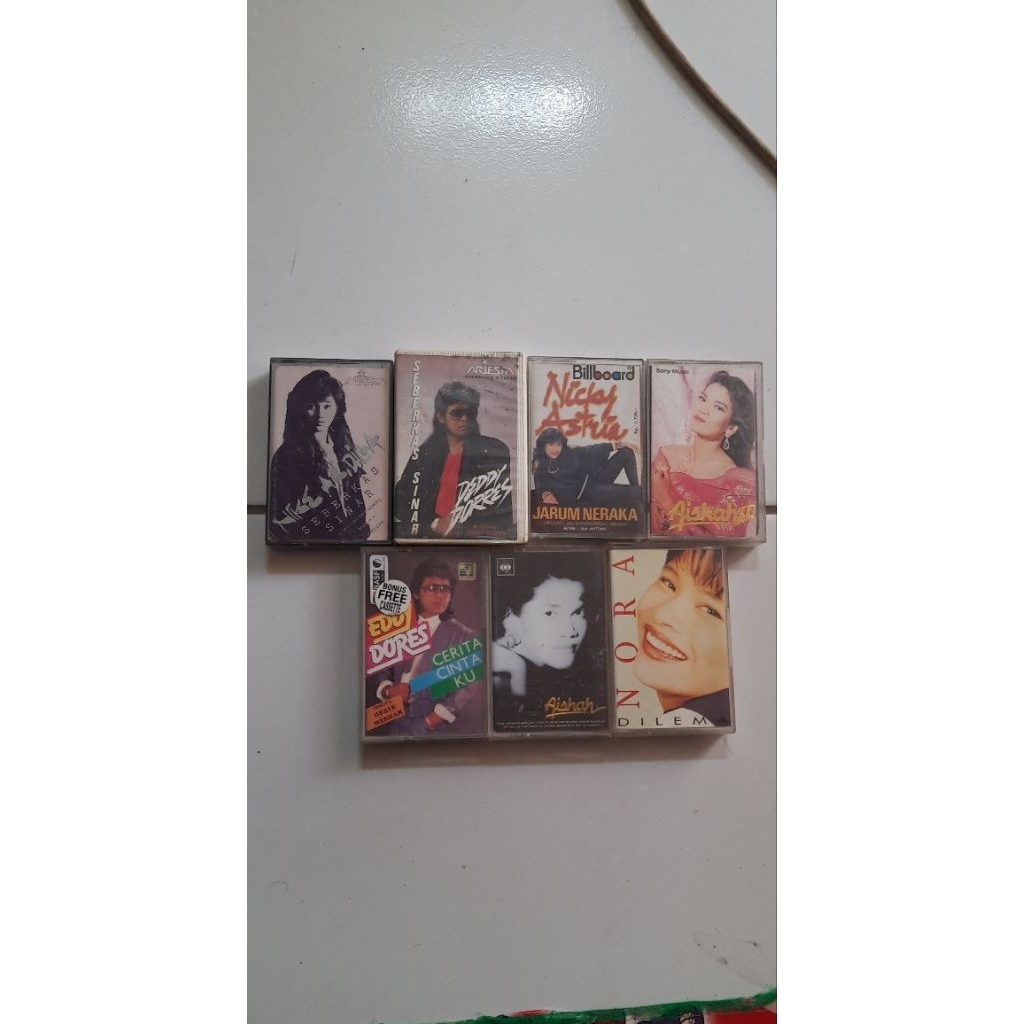 Paket kaset : Nike Ardilla, Deddy dores, nicky astria dll