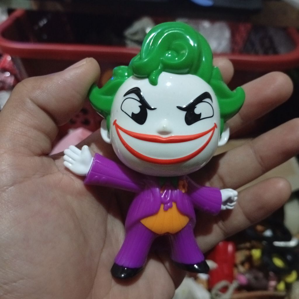 burgerking toys DC superhero joker figure