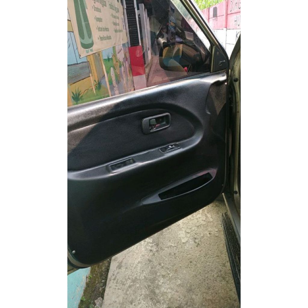 doortrim pintu mobil panther kotak