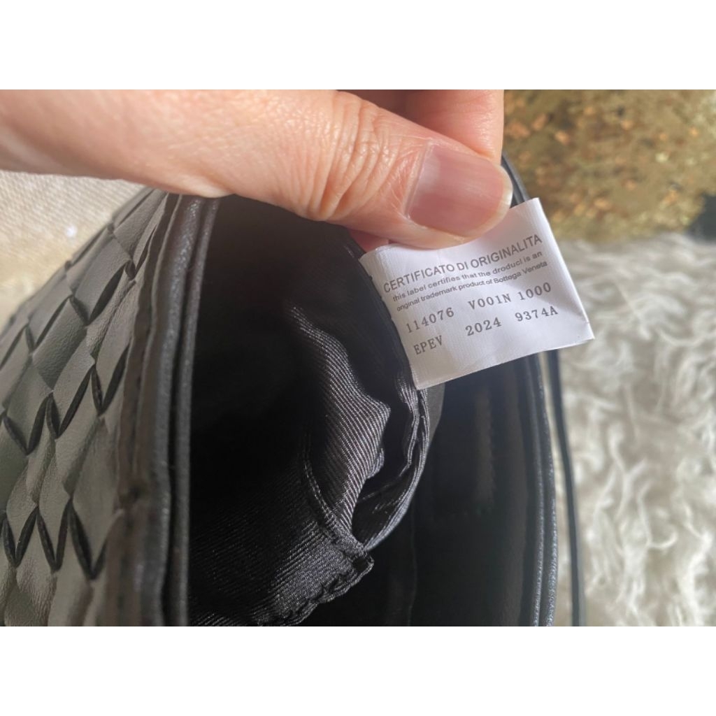 Tas Preloved Sling Bag Boteg V mini.