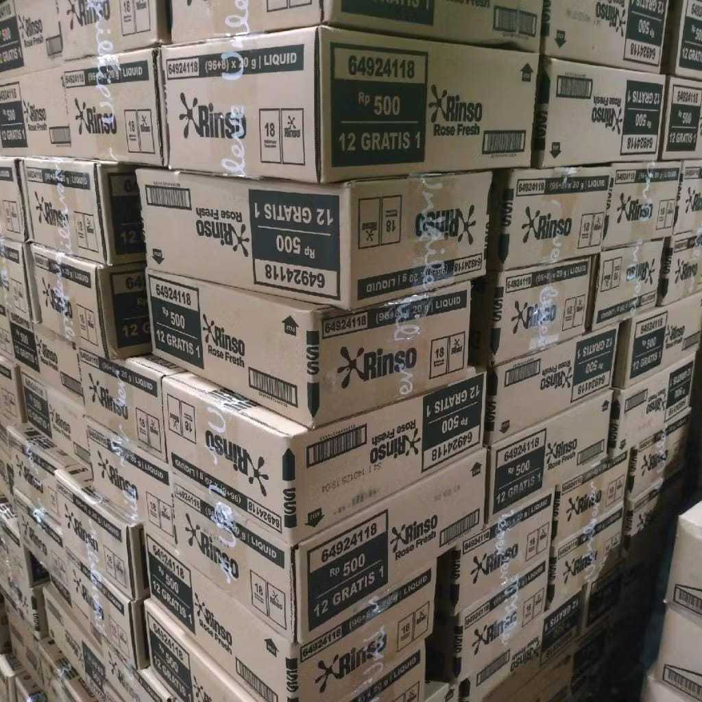 104 Sachet Rinso Cair / 1 Dus Rinso Cair