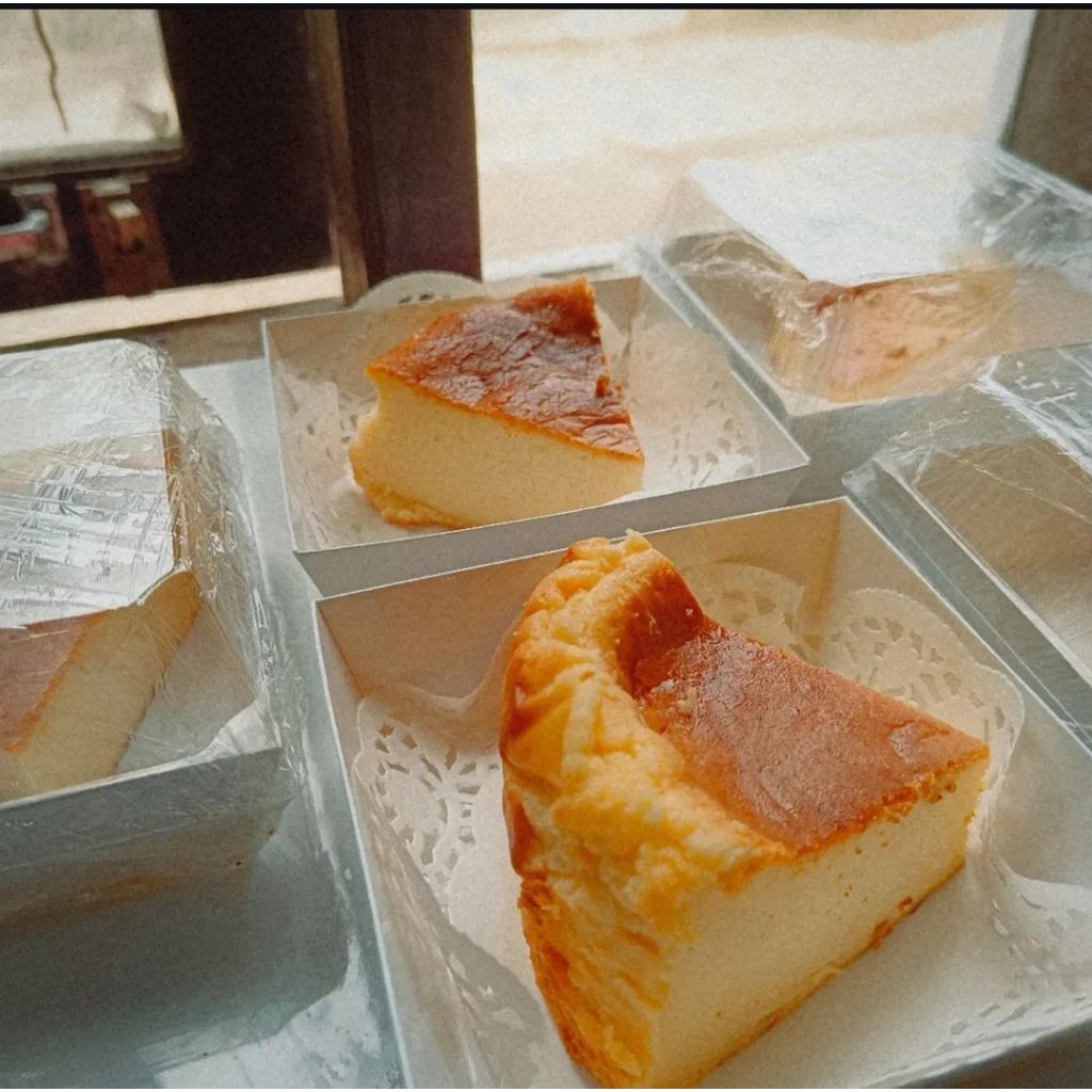 Burnt Cheesecake Slice