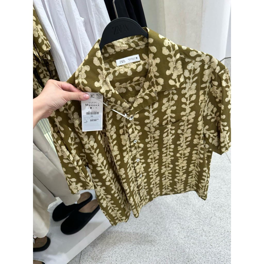 Kemeja Lengan Pendek Motif Pria Zara