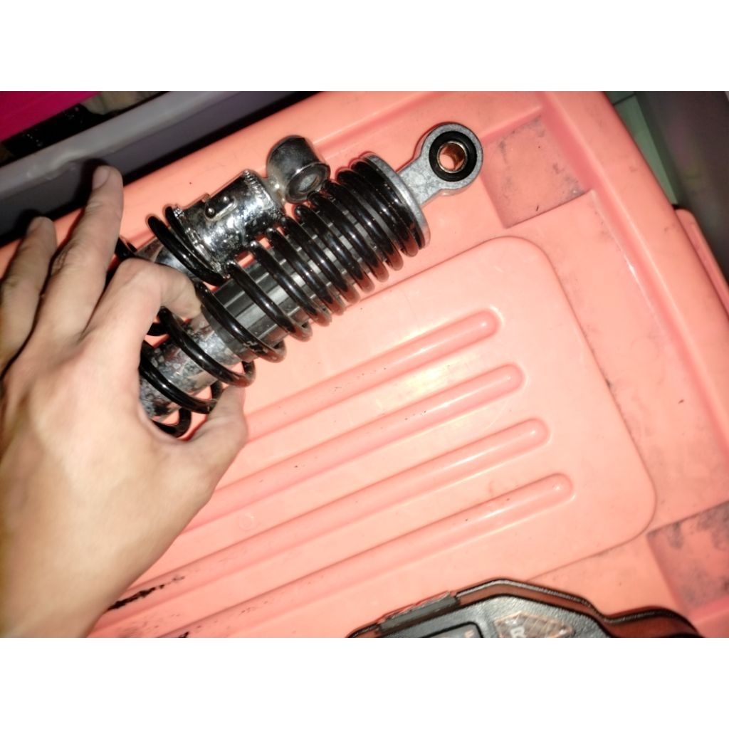 skok belakang Honda Gl