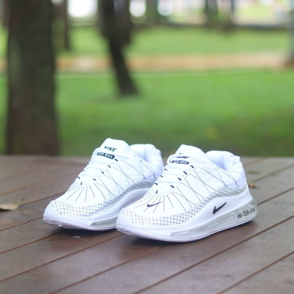 Sepatu Am max 818 white