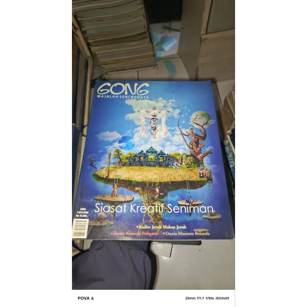 MAJALAH GONG SIASAT KREATIF SENIMAN