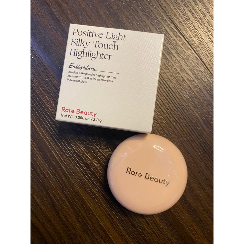 highlighter rare beauty shade enlighten