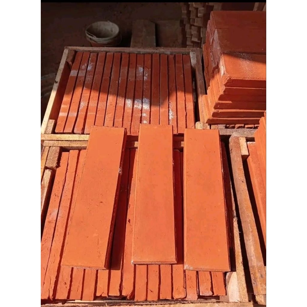 roster dan bata tempel