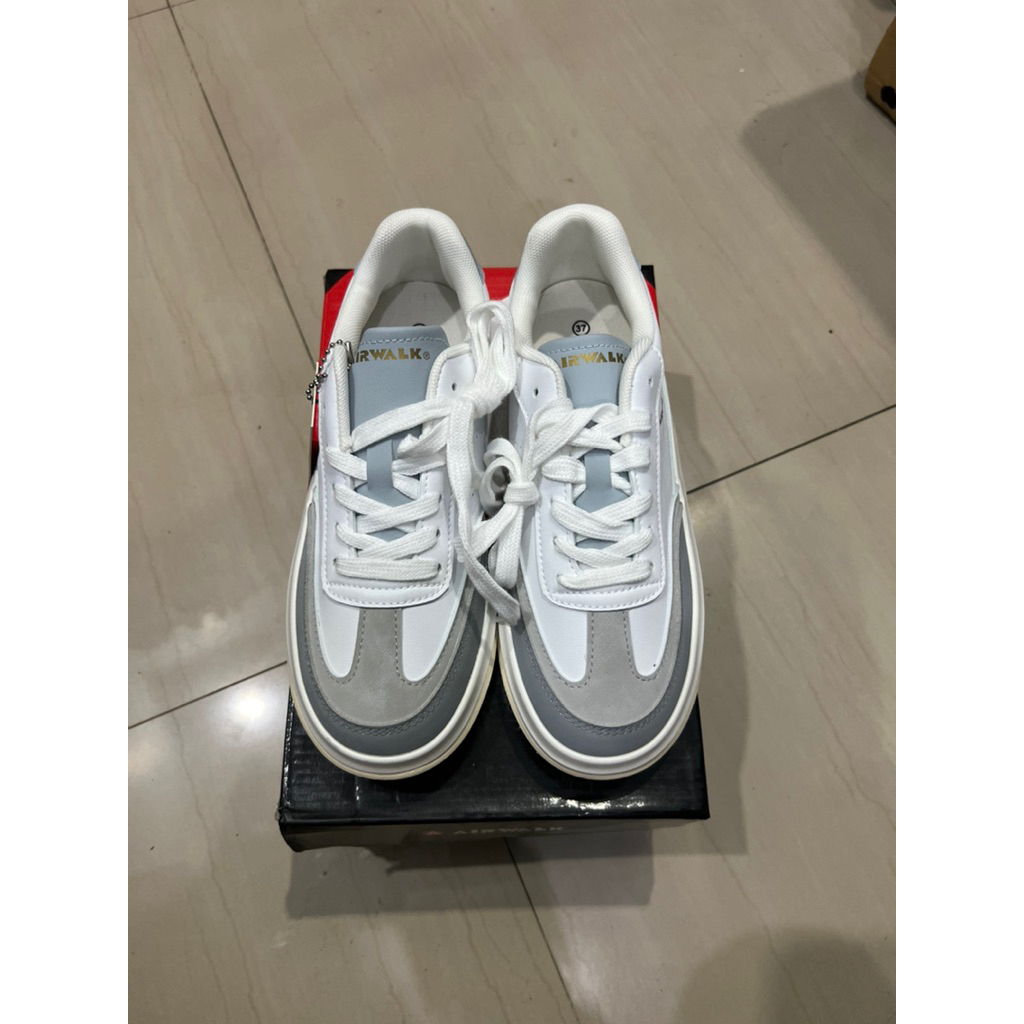 Airwalk Dusk White/Grey 100% Original