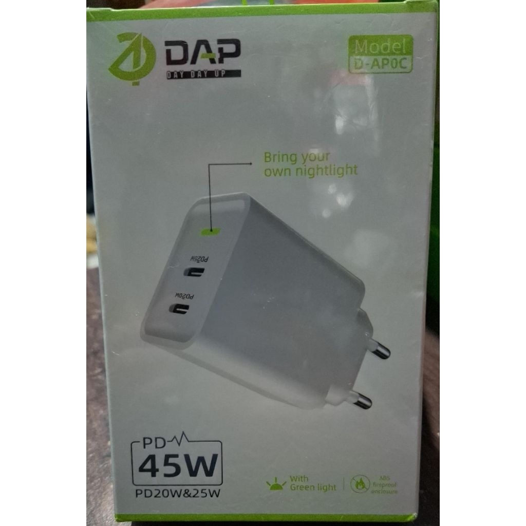 DAP Charger D-AP0C + Kabel Type-C 45W Quick Charging Charger