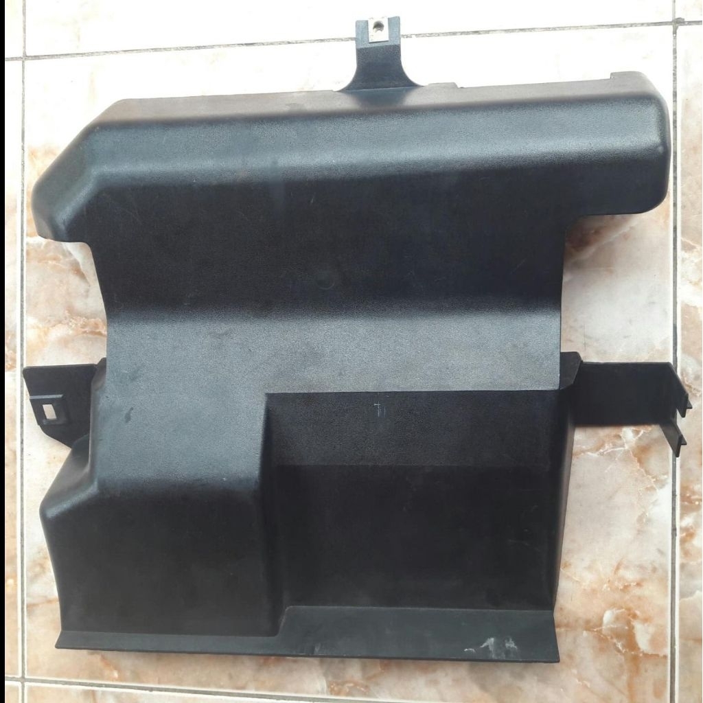 Cover bawah dashboard laci untuk BMW E30
