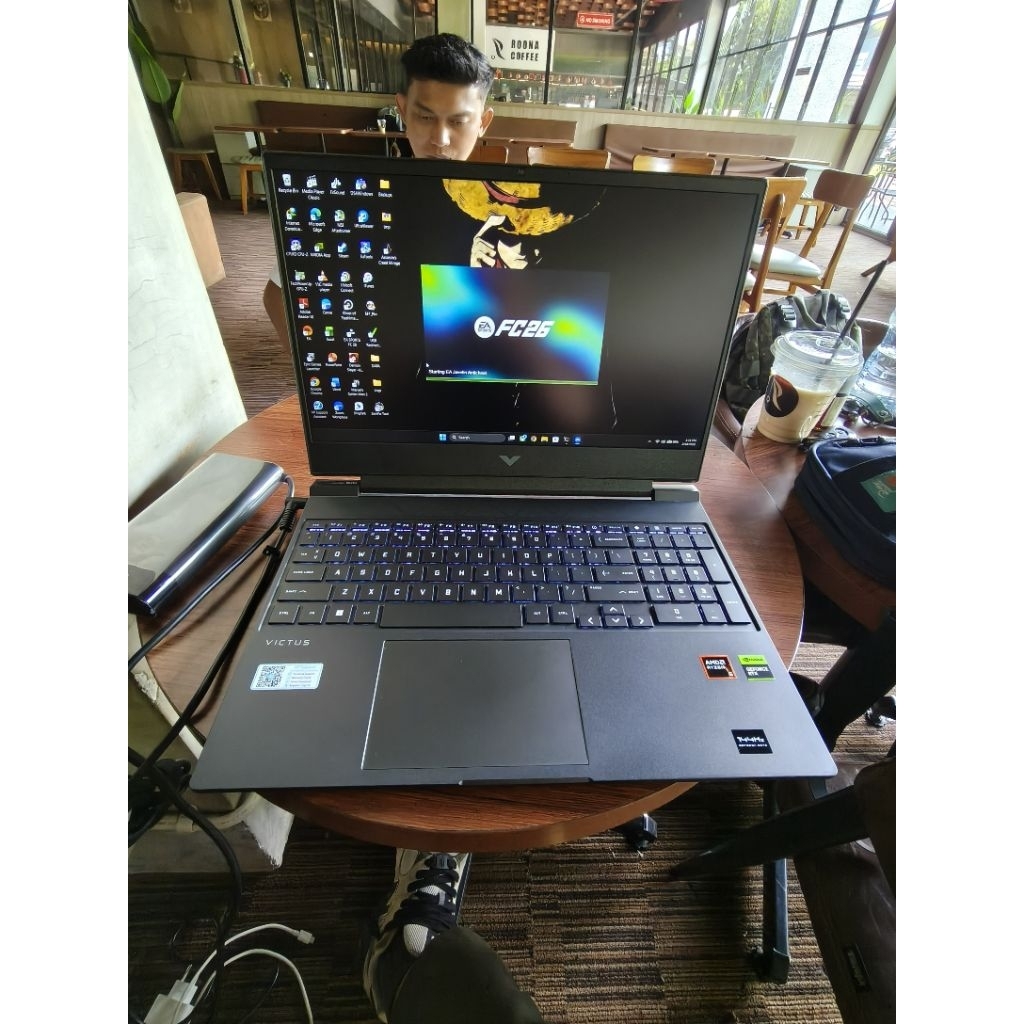 HP Victus 15 RTX 4060 Garansi Resmi