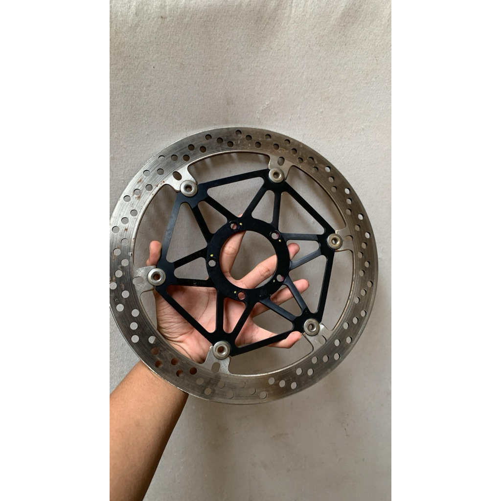 Disc panigale piringan ducati panigale KANAN
