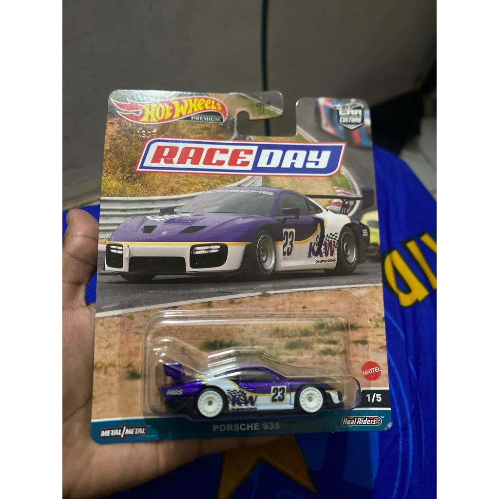 Hotwheels Premium Porsche 935