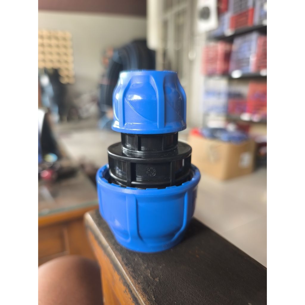 Reducer PIPA HDPE 1 1/4 inch ke 3/4 inch