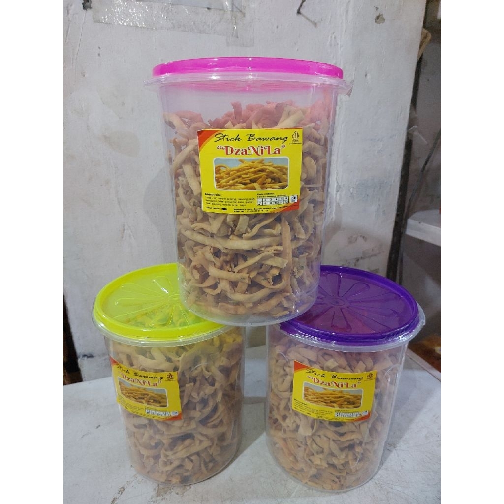 stik bawang toples