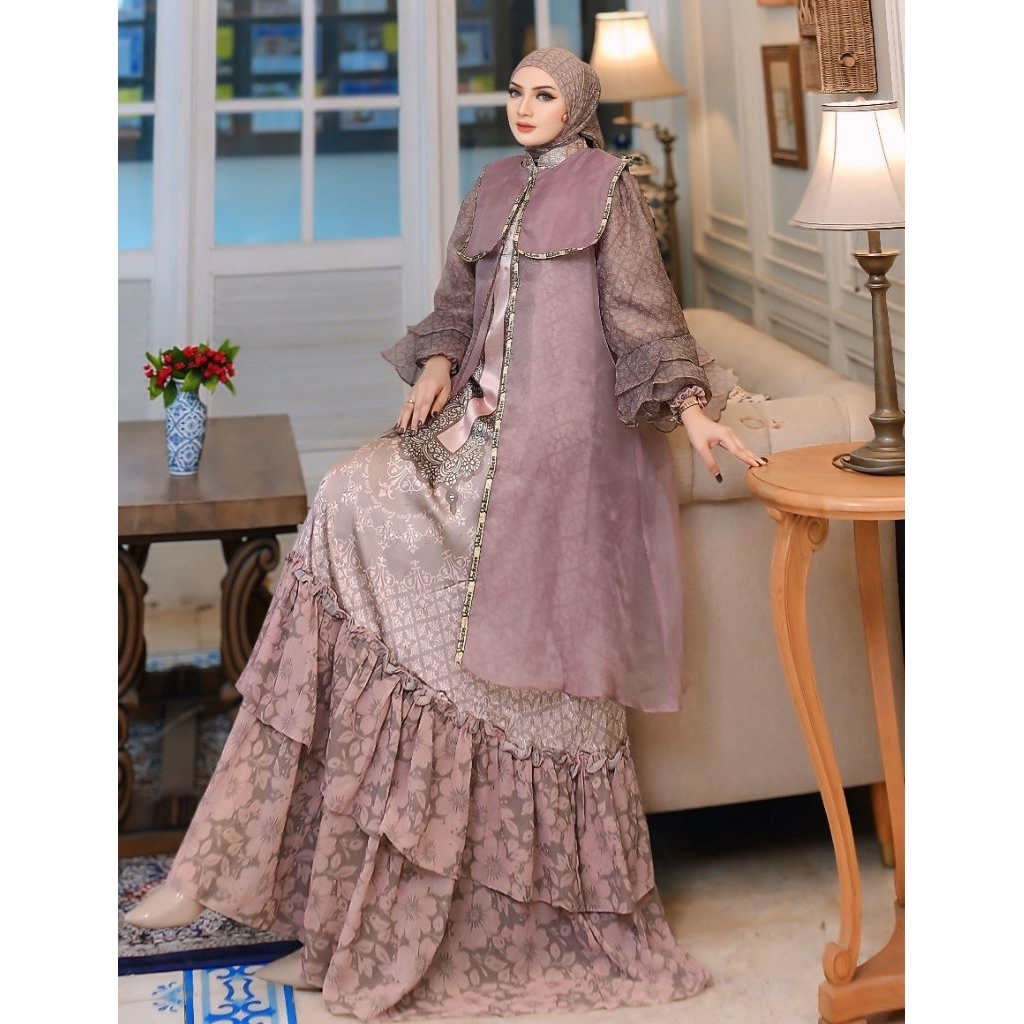 ALSYA series BY. YODIZEIN Eeva Syari
/YODIZEIN SYARI PREMIUM GAMIS SET HIJAB TERBARU