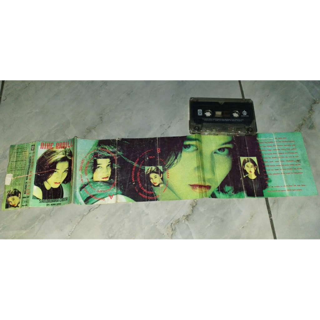 Nike Ardilla Sandiwara Cinta