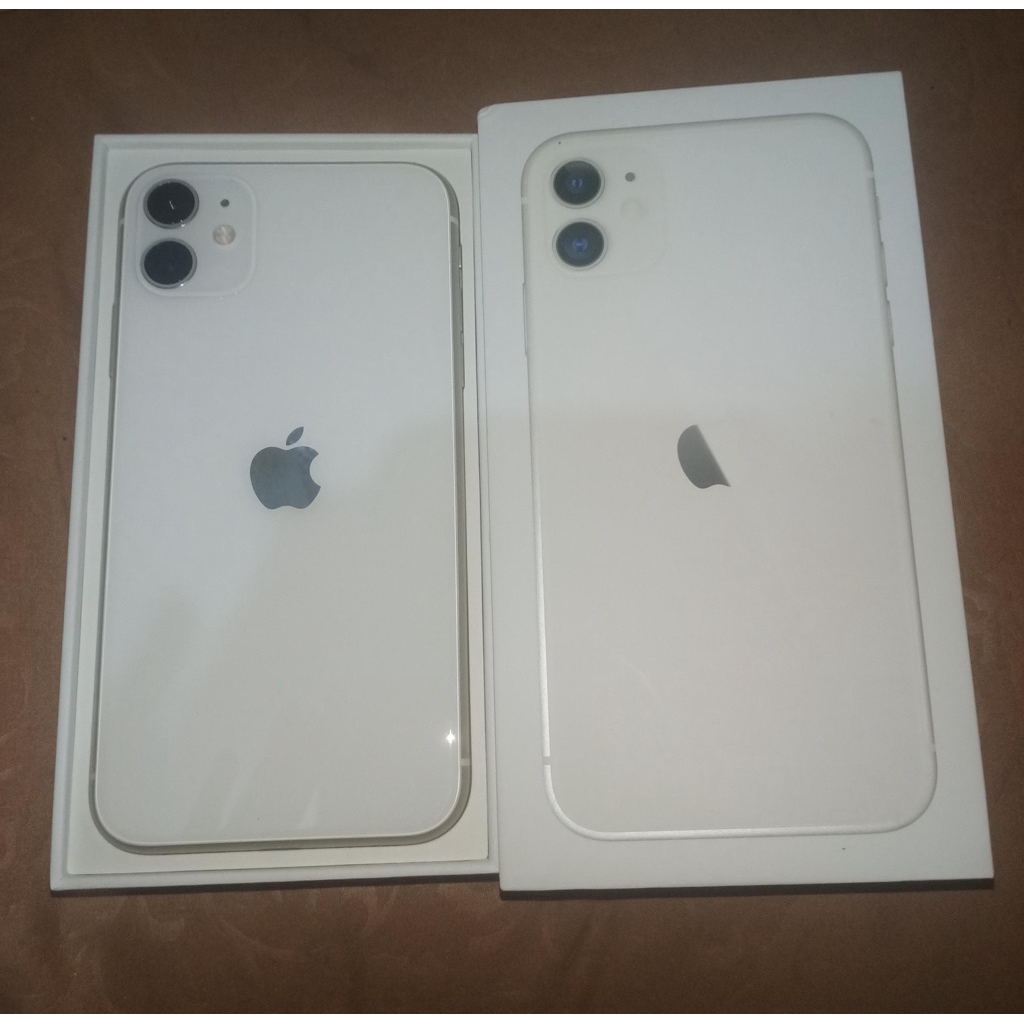iPhone 11 Second 128GB Fullset Original Garansi Resmi