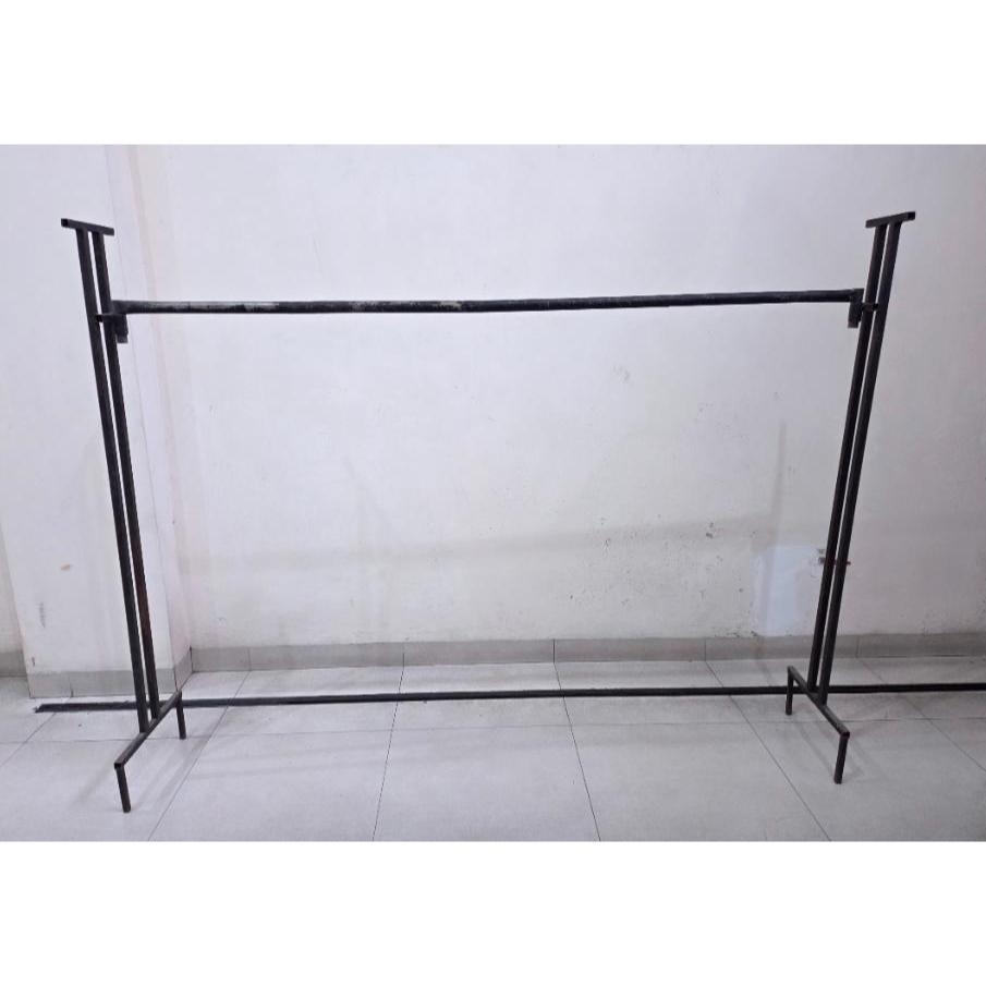 rak gantungan baju serbaguna warung rak jualan gawang bazar bazzar expo demo display jemuran minimal