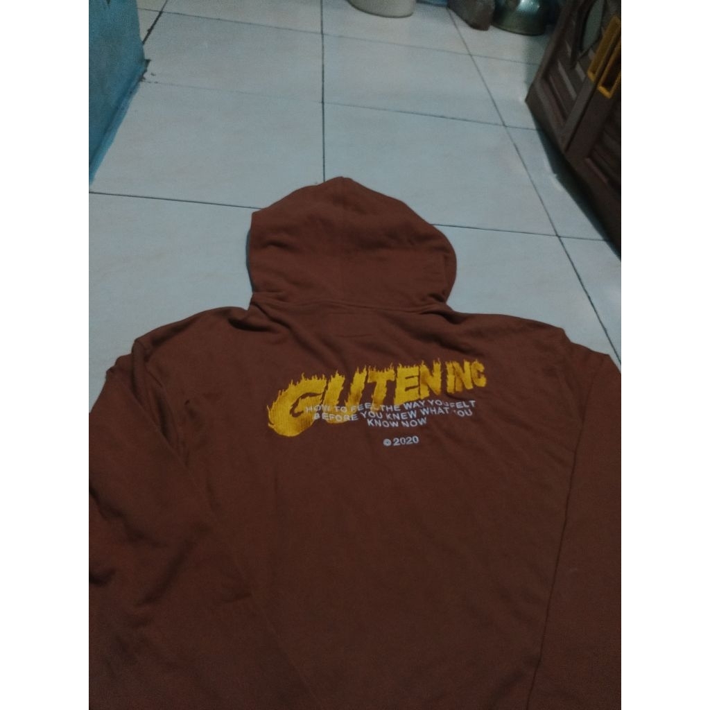 Hoodie Guten Inc Preloved