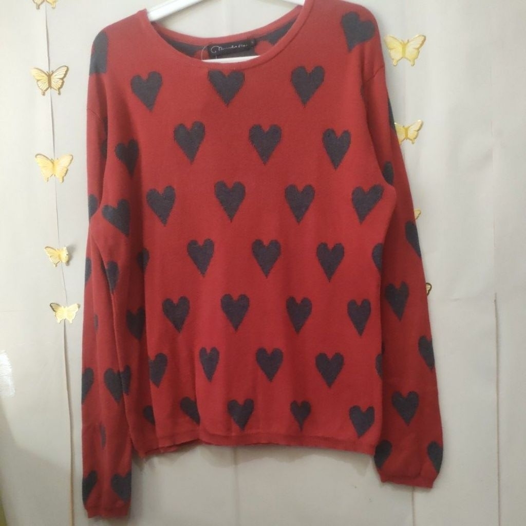 (PRELOVED) SWEATER RAJUT MARUN MOTIF LOVE