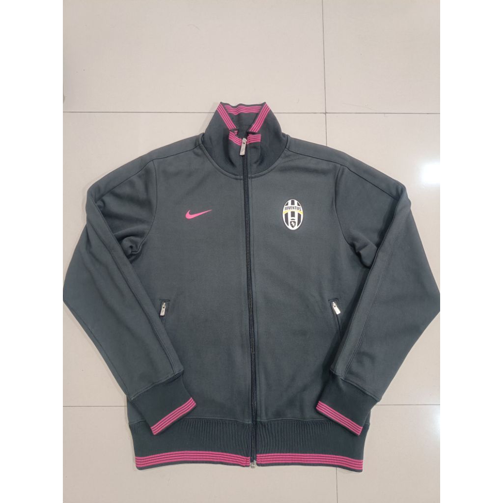 Jaket Tracktop x Bola - Nike N98 Juventus 2013 14 - Grey Pink