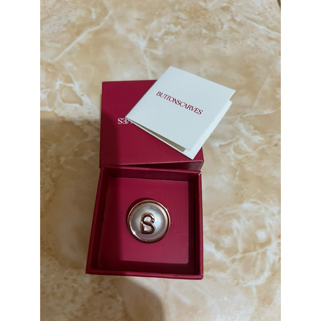 Buttonscarves Petite Round Pearl Brooch - Rose Gold (NEW)