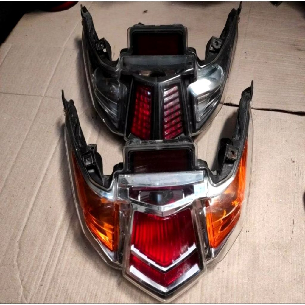 LAMPU BELAKANG STOPLAMP XEON KARBU XEON FI ORIGINAL COPOTAN