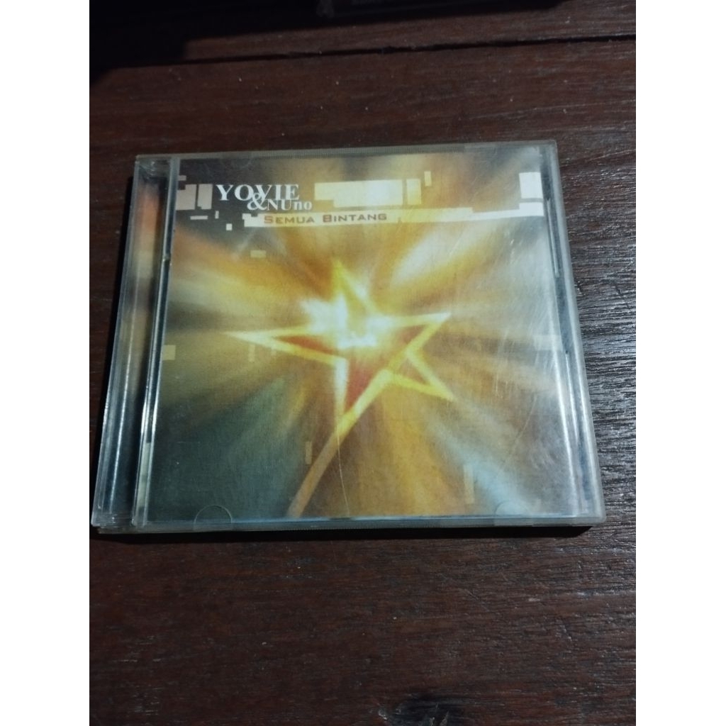 CD Yovie & Nuno Semua Bintang