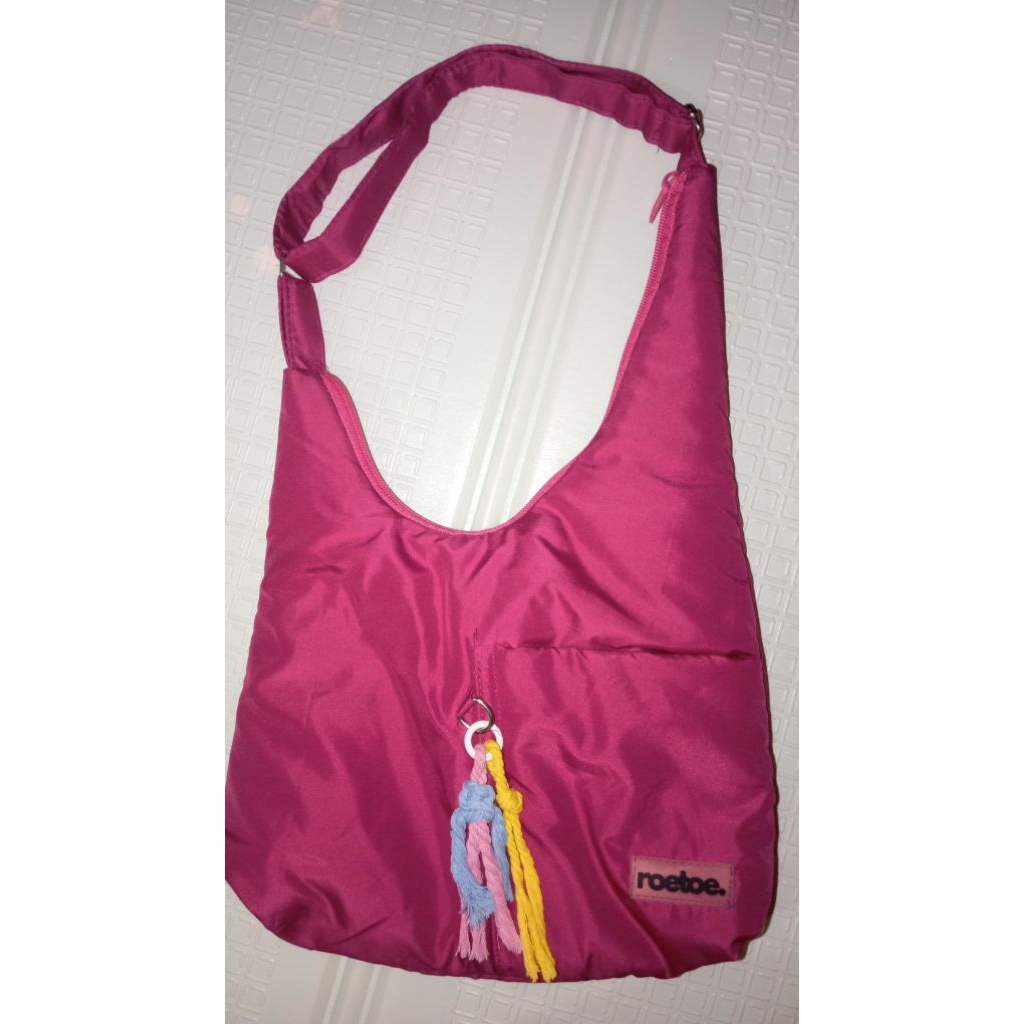 006 - roetoe Sling bag