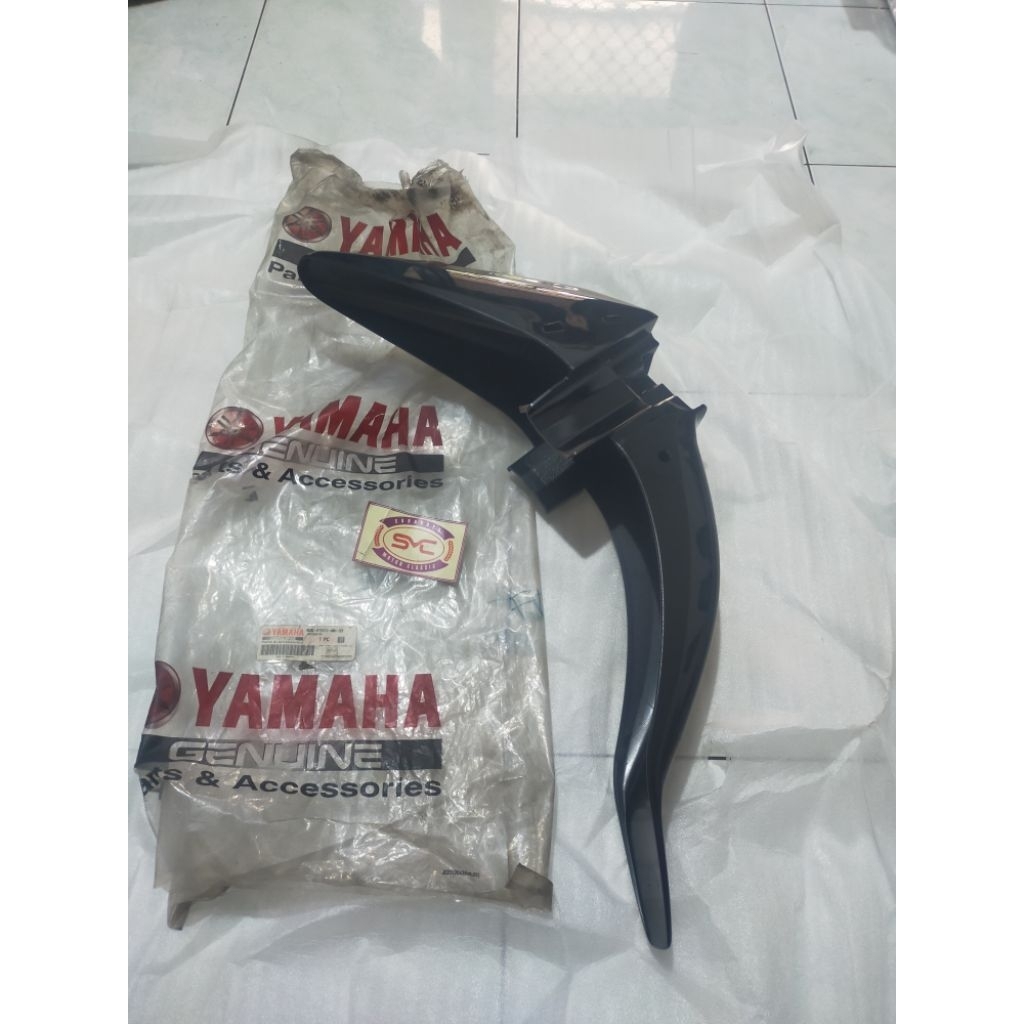 spakbor slebor depan yamaha fiz r  f1zr hitam baru ORI YGP 4US-F1511-00-33