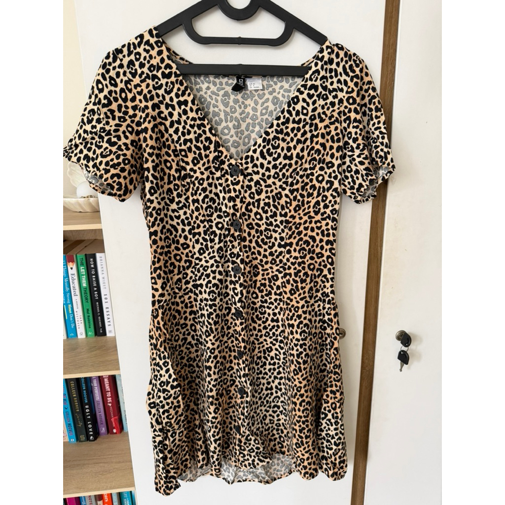 H&M Divided Leopard Dress