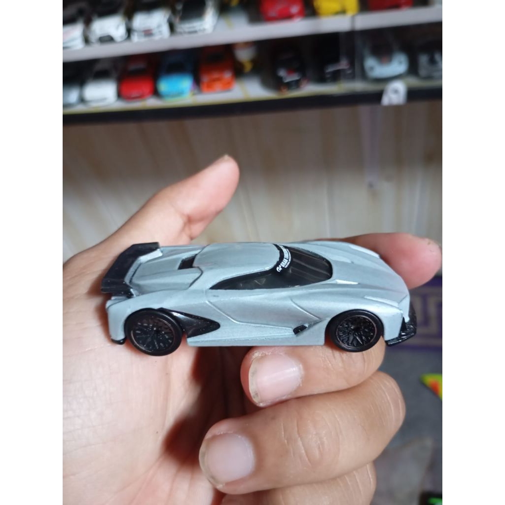 Hot Wheels Nissan Concept Premium Loose