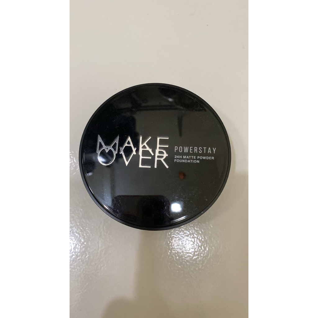 Preloved Make Over Powder Foundation