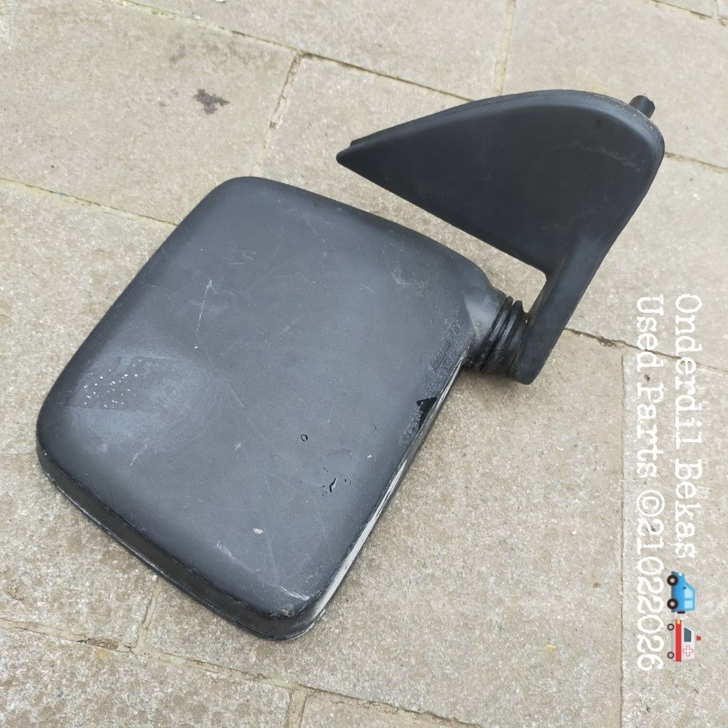 spion manual kanan Nissan Terrano spirit