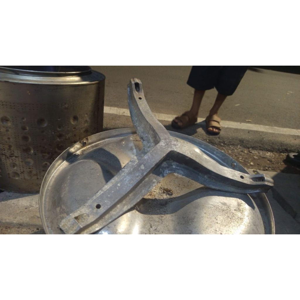 Segitiga elektrolux (fafor) as pully kecil /as pully besar