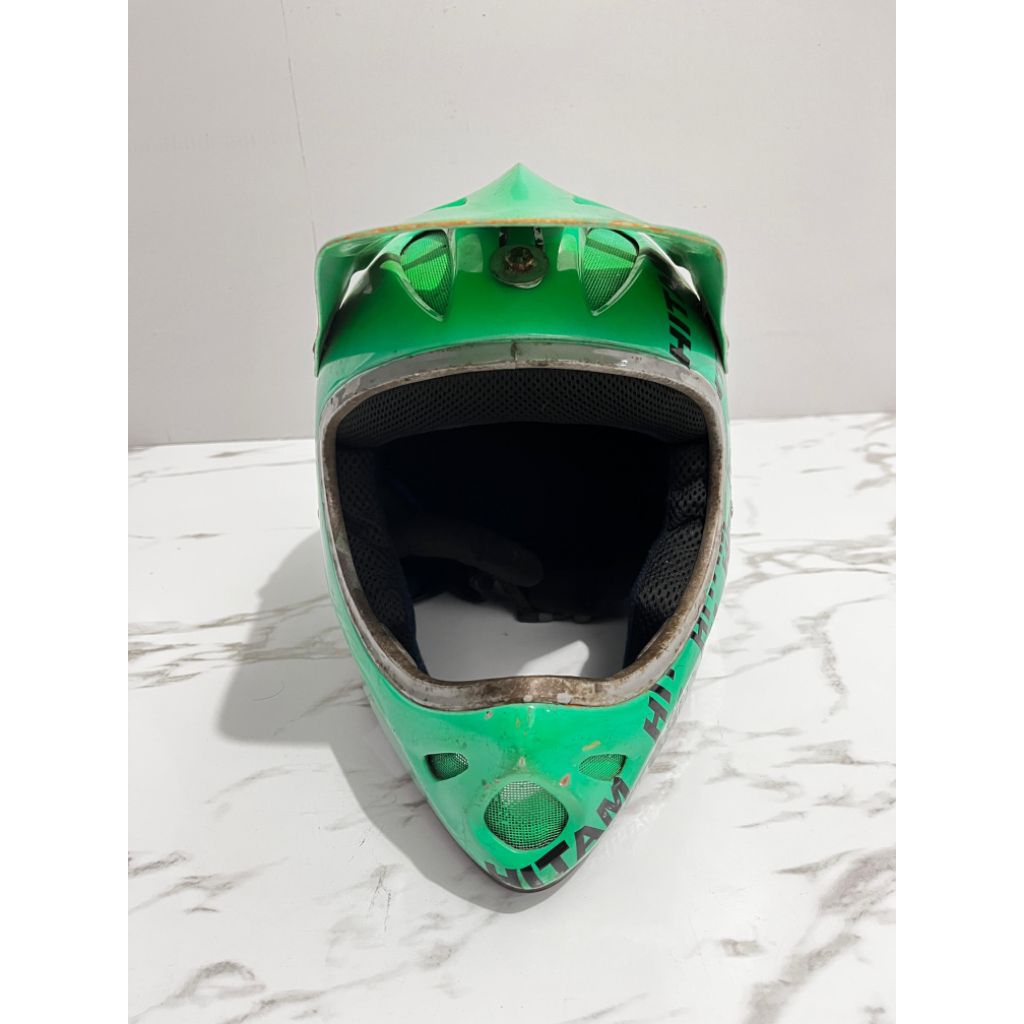 helm downhill helm sepeda