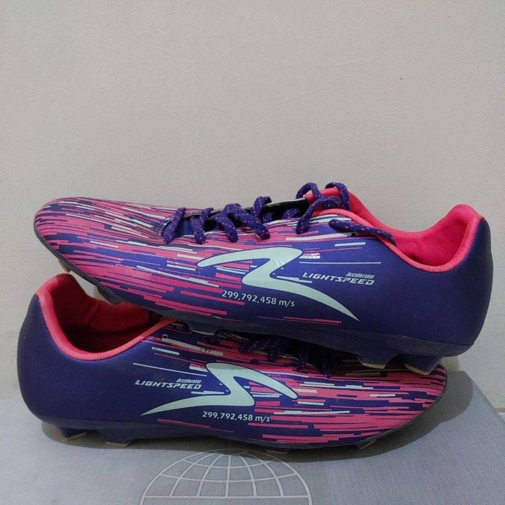 SEPATU BOLA SPECS LS REBORN IN ORI Valhalla Pink Glow Size 42