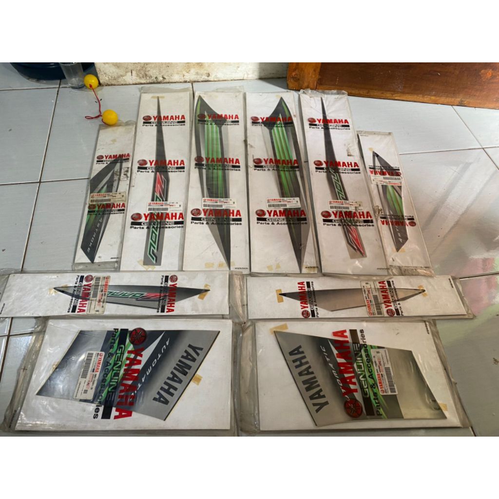 Striping Nouvo Z 2005 Hitam Silver Original Stiker Body Nouvo Z Fullpack