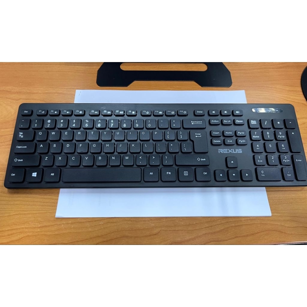 REXUS KM8 / KM-8 Wireless Keyboard and Mouse Combo - Preloved