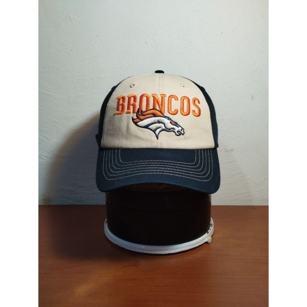 Topi NFL Denver Broncos Likenew