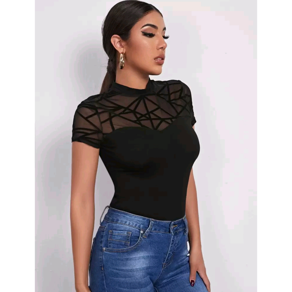 Sshine Atasan Mock-neck Geo Mesh Yoke Tee